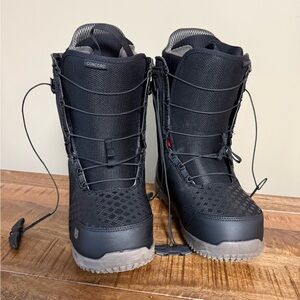 Burton Concord snowboard boots men’s sizes 8
